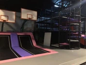 Área de trampolín de baloncesto para trampolín parque
